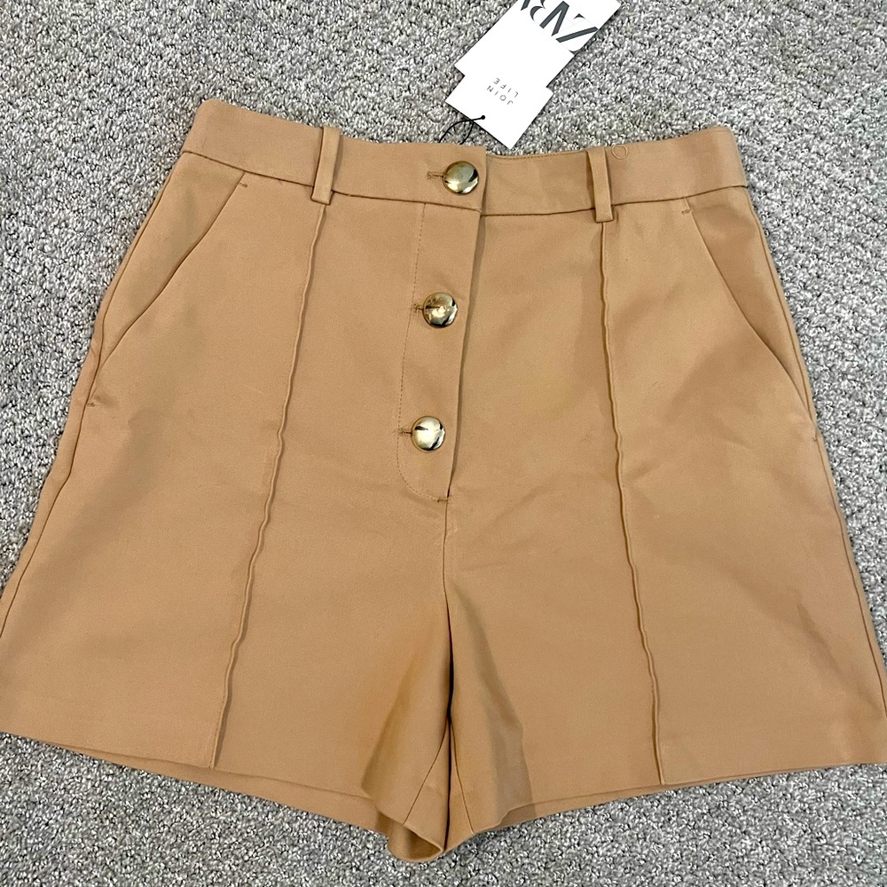 Zara shorts, NWT